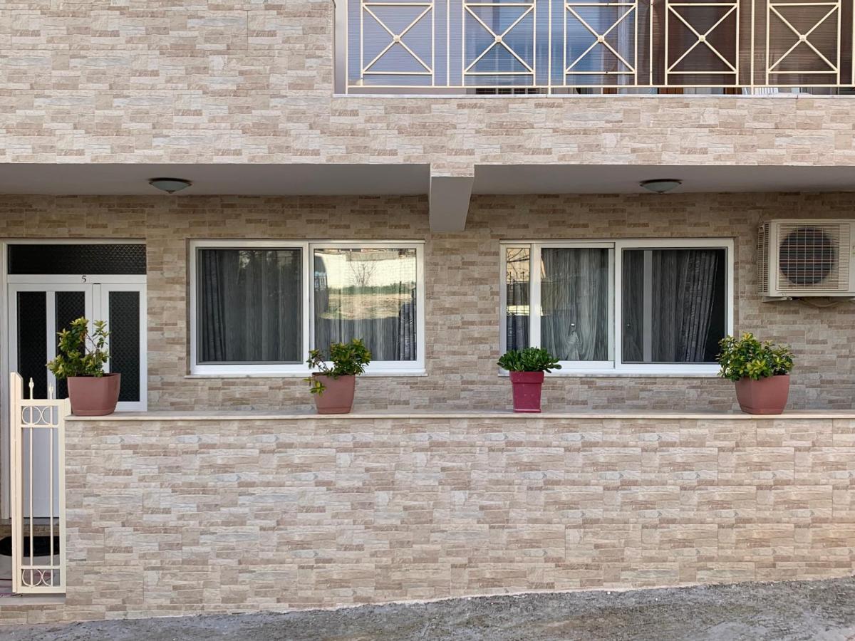 Guesthouse A&F Ksamil Exterior photo